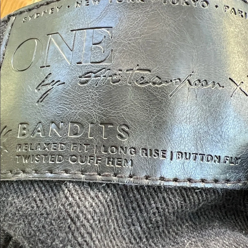 One Teaspoon BANDITS Black Denim Shorts 29 shorty shorts